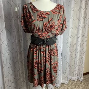 Elle Belted Dress Size Small
